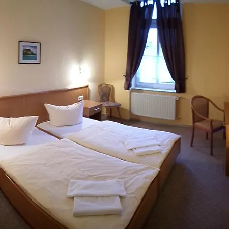 Schuetzenhaus Бад-Дюбен