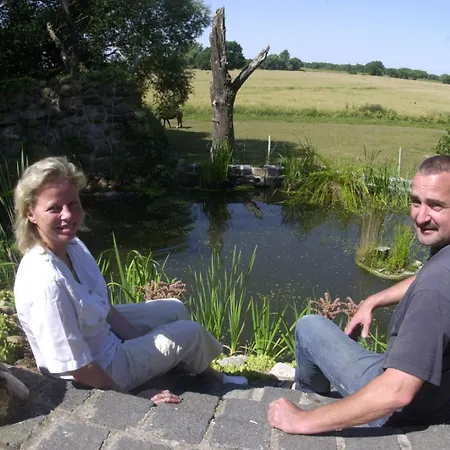 Schuetzenhaus Отель 3*